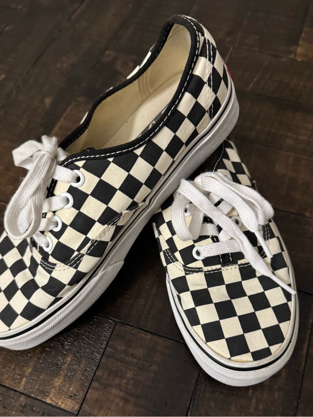 Vans Black & White Checkerboard Low-Top Sneakers W 7/M 5.5